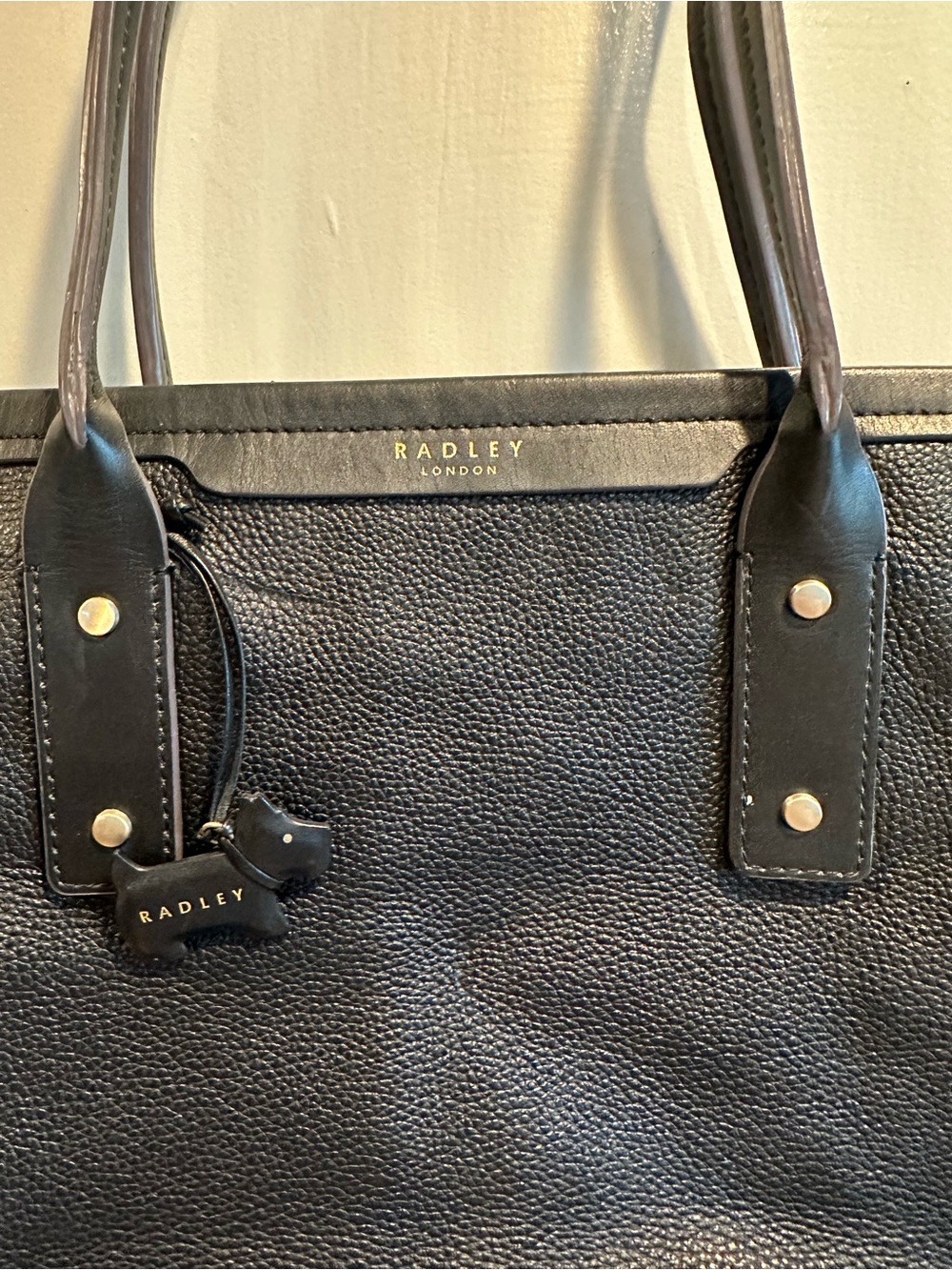 RADLEY LONDON Black Pebbled Leather Tote - Picture 3 of 10